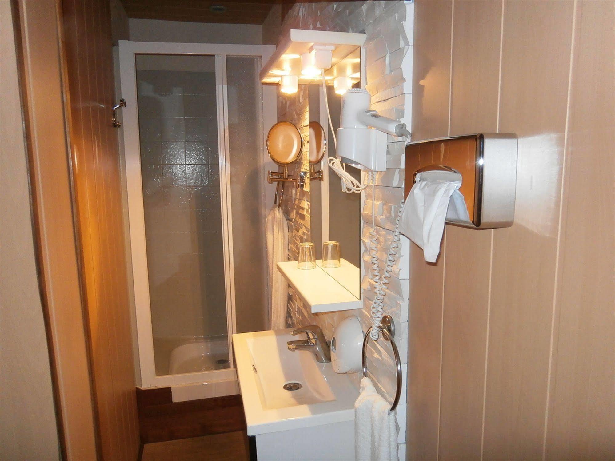 Hotel Beausejour Rouen Esterno foto